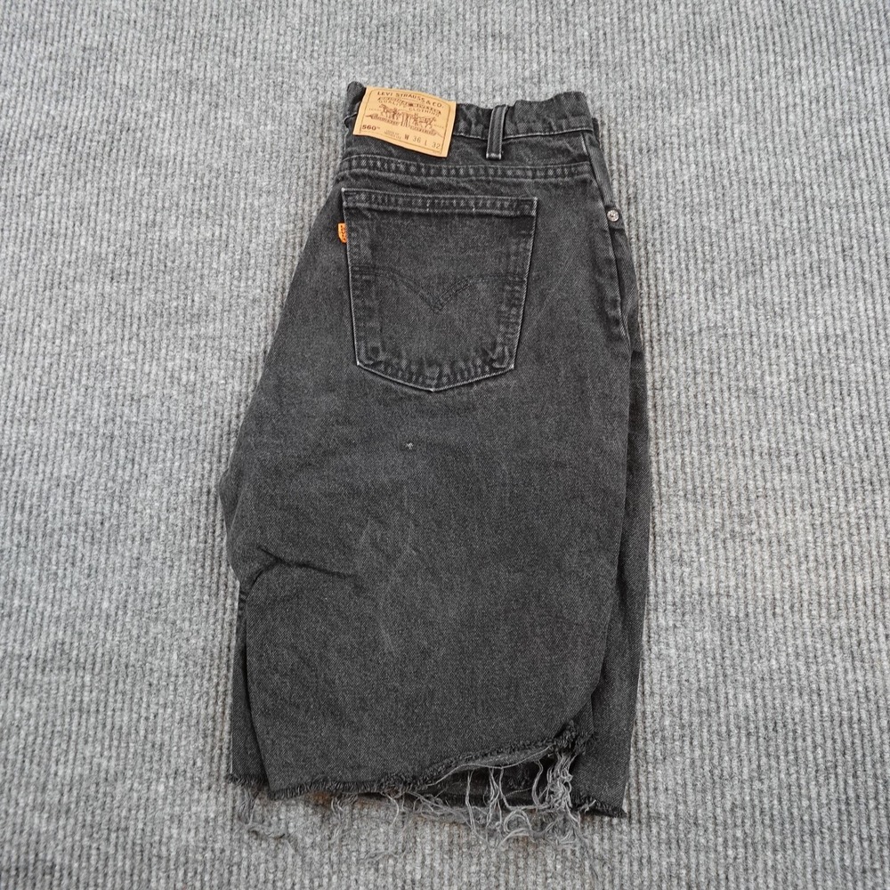 Vintage Levis 560 Shorts Mens 36 Black Relaxed Fit Denim Cutoff Raw Hem Made USA